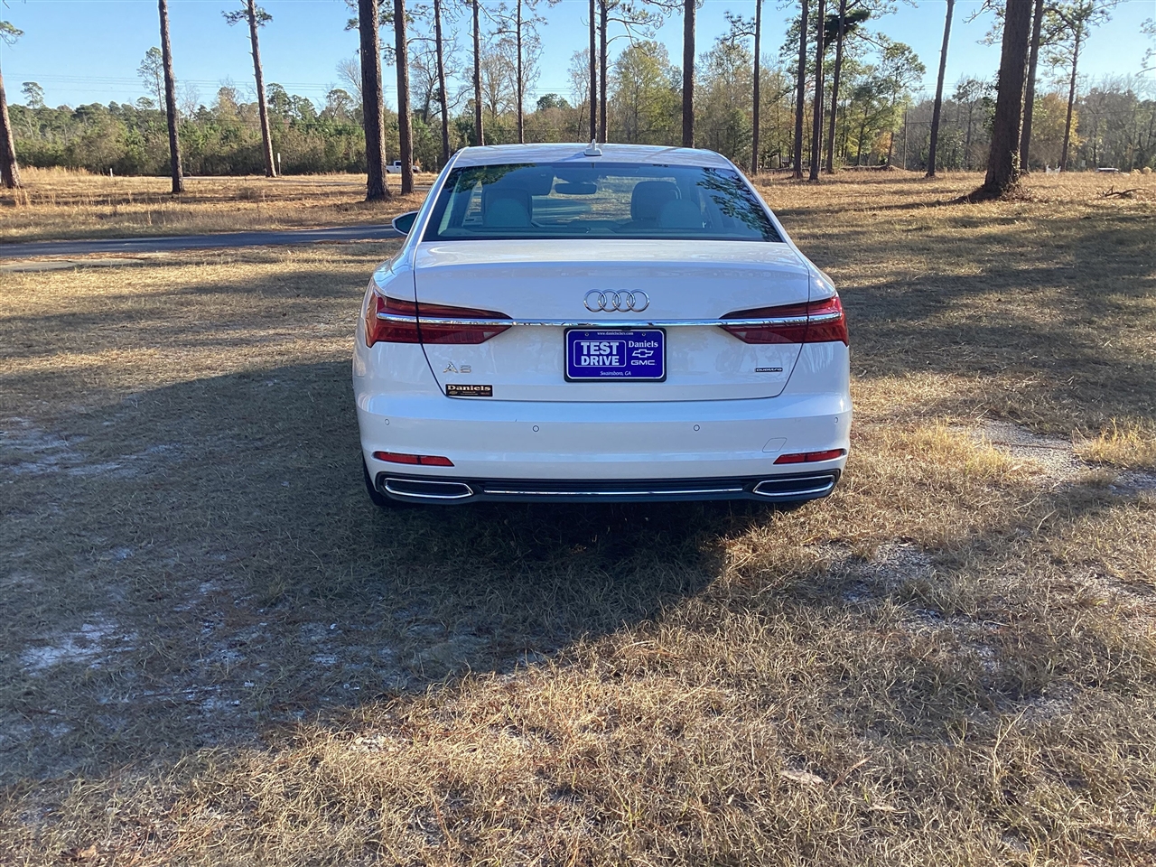 Audi A6 Sedan Premium 45 TFSI quattro 2023