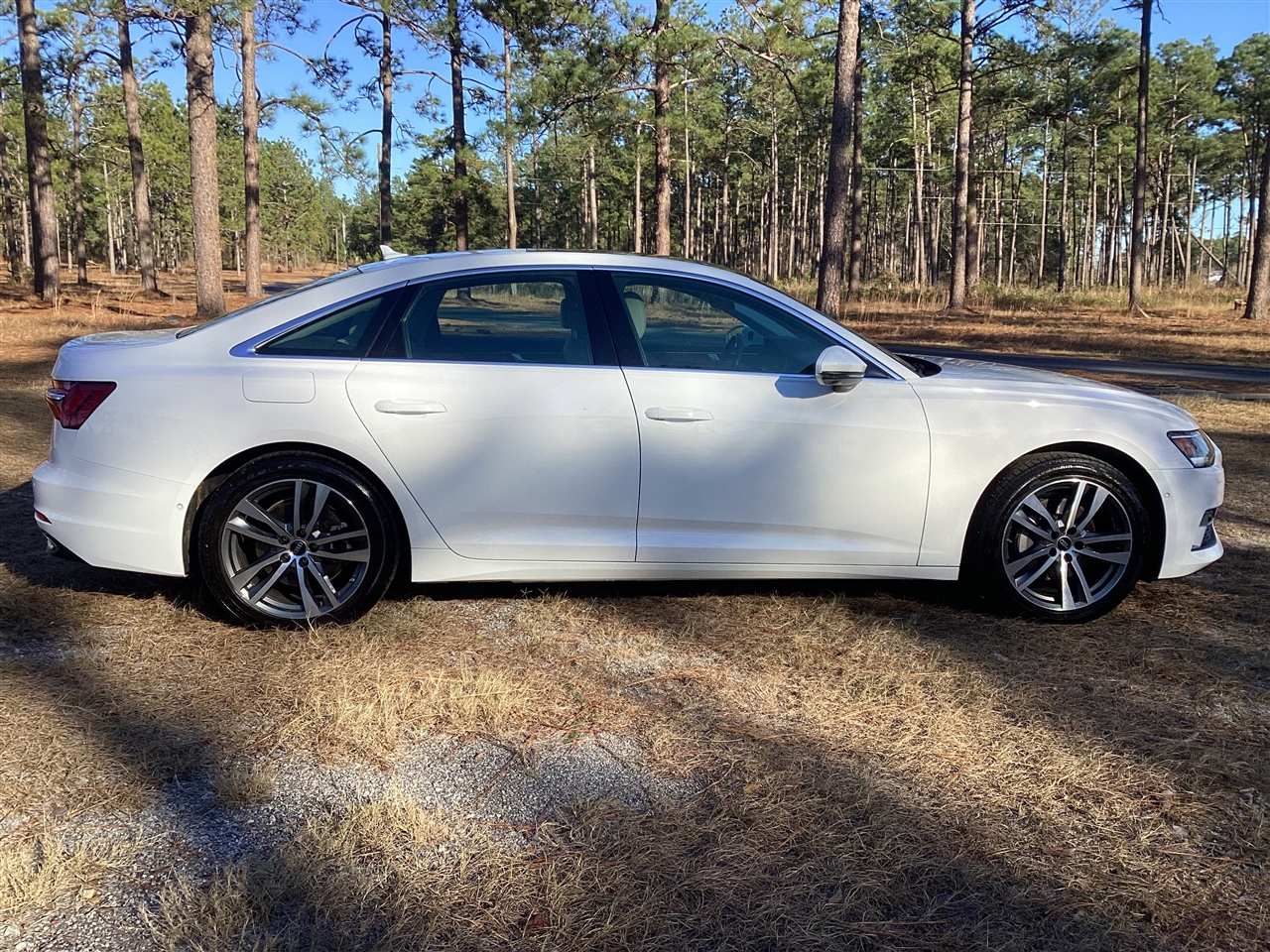 Audi A6 Sedan Premium 45 TFSI quattro 2023