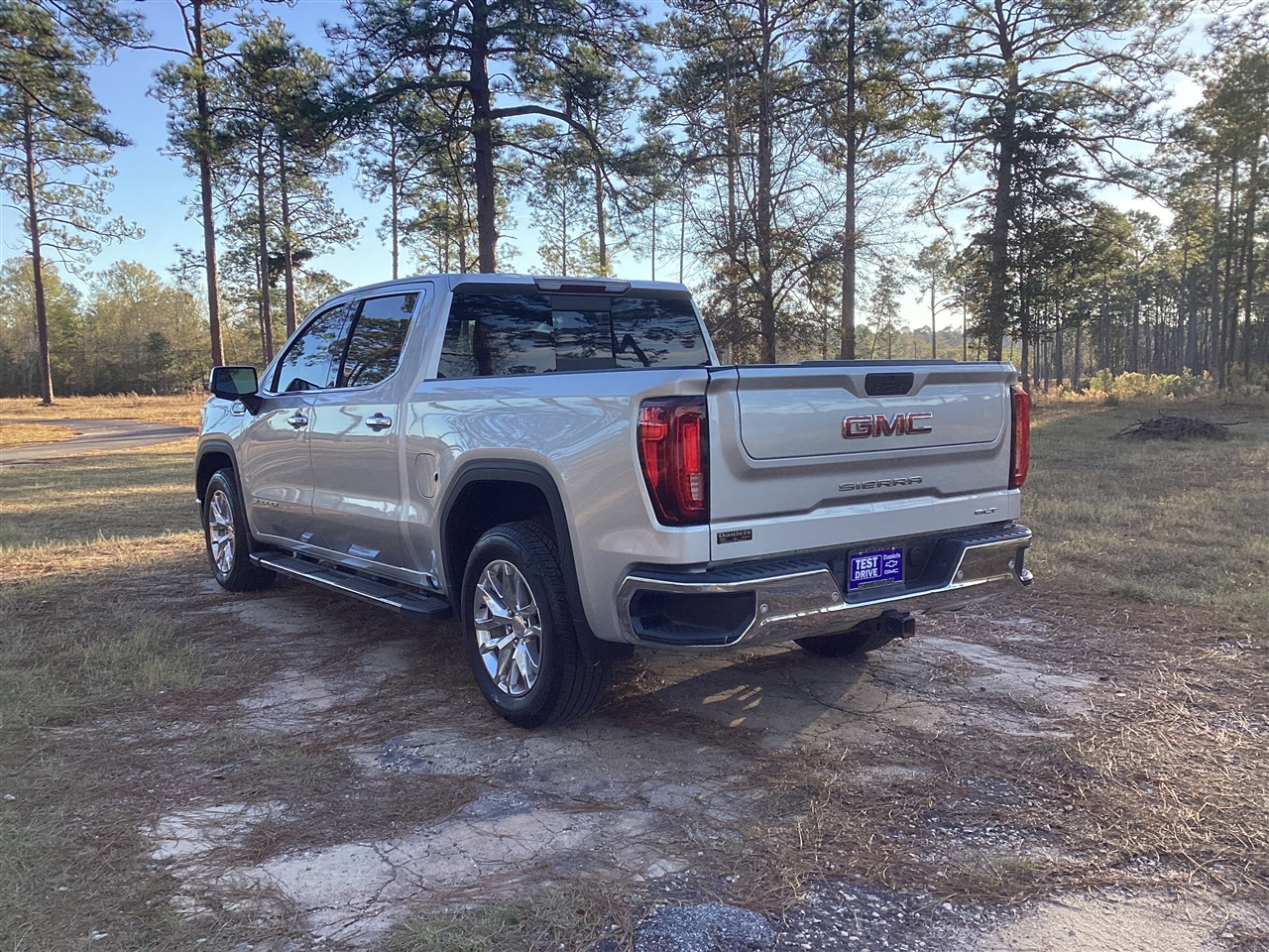 GMC Sierra 1500 2WD Crew Cab 147" SLT 2021