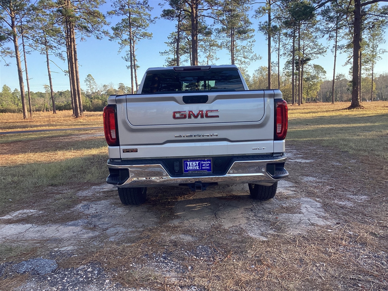 GMC Sierra 1500 2WD Crew Cab 147" SLT 2021