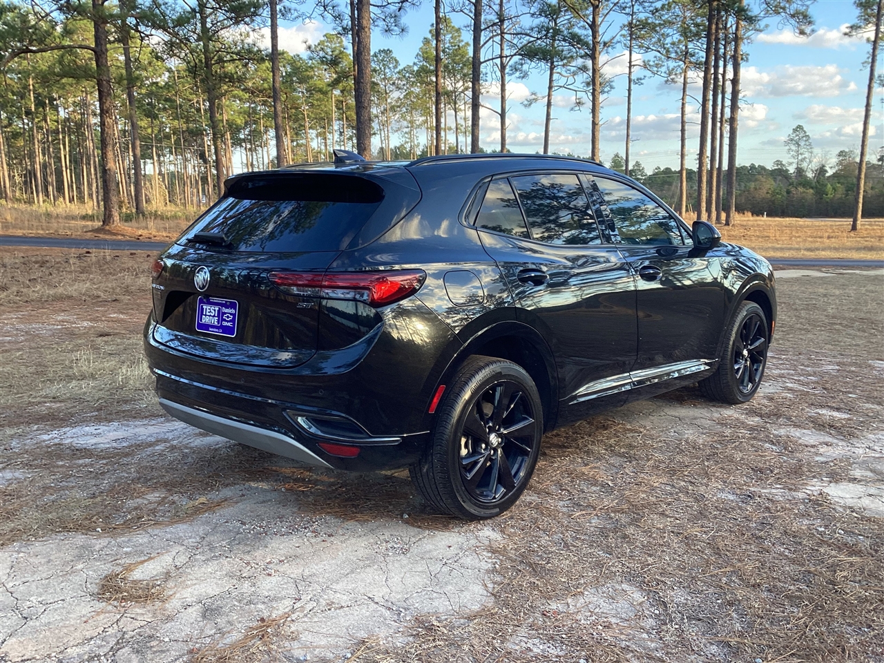 Buick Envision FWD 4dr Essence 2022