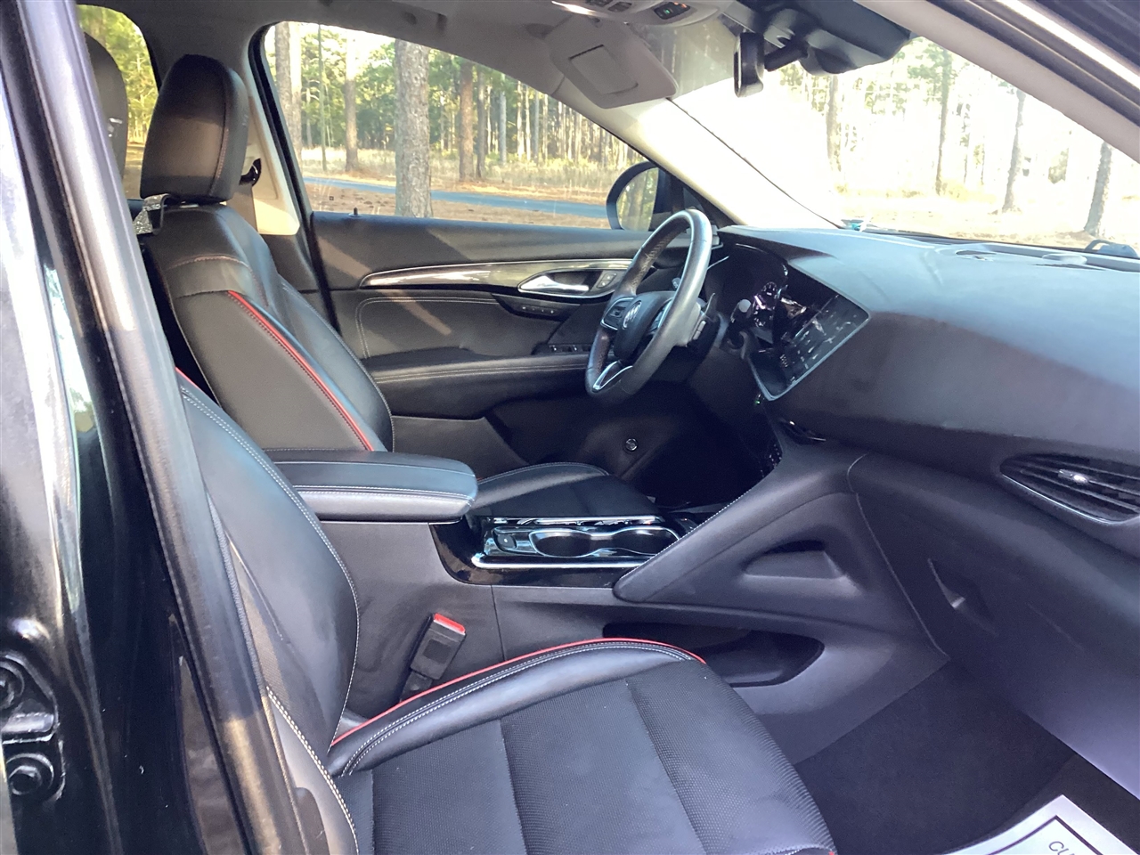 Buick Envision FWD 4dr Essence 2022