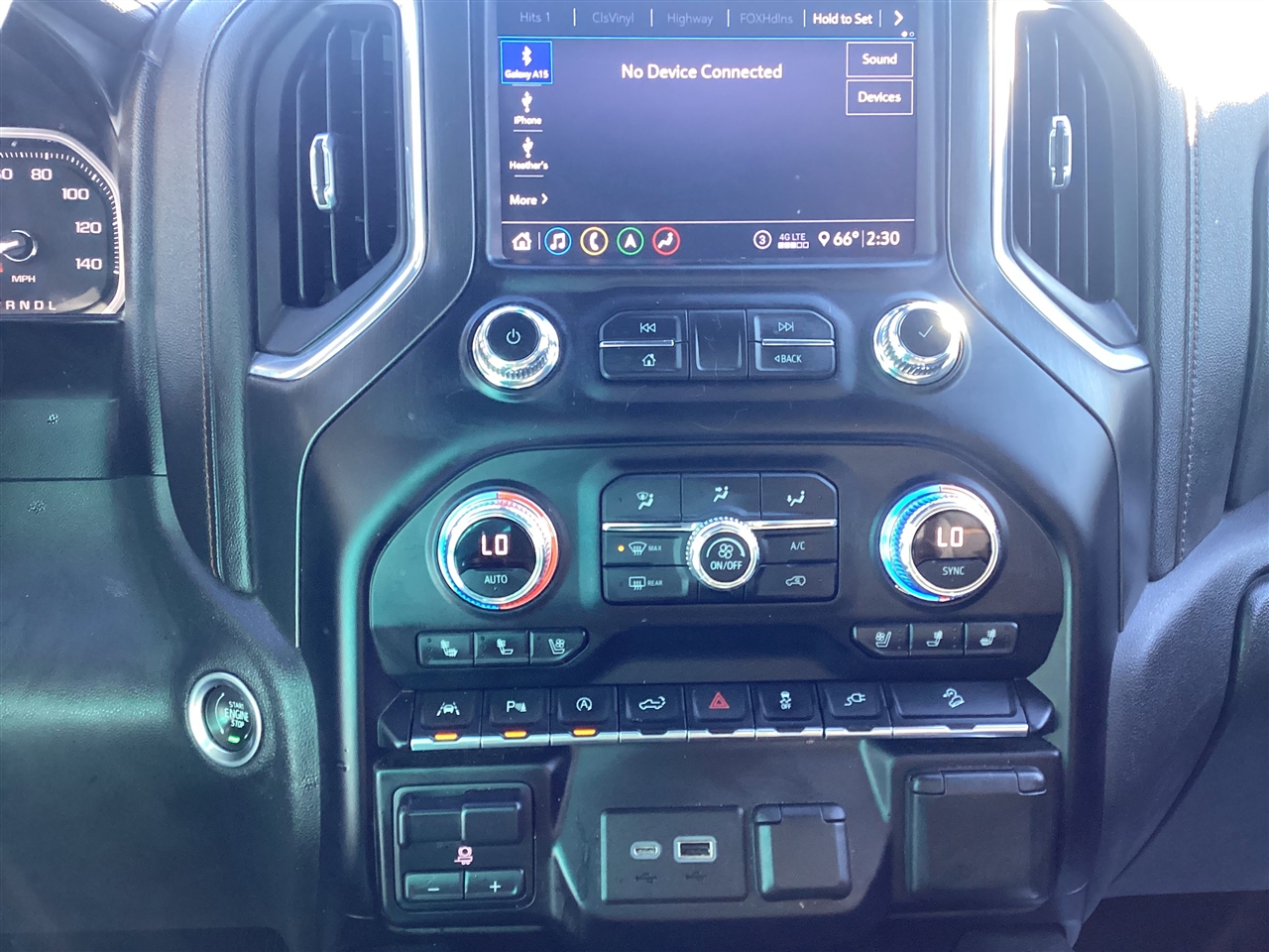 GMC Sierra 1500 4WD Crew Cab 147" AT4 2020