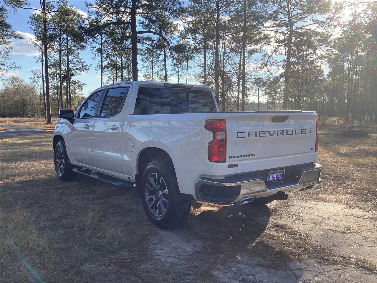 Chevrolet Silverado 1500 4WD Crew Cab 147" LT w/1LT 2022