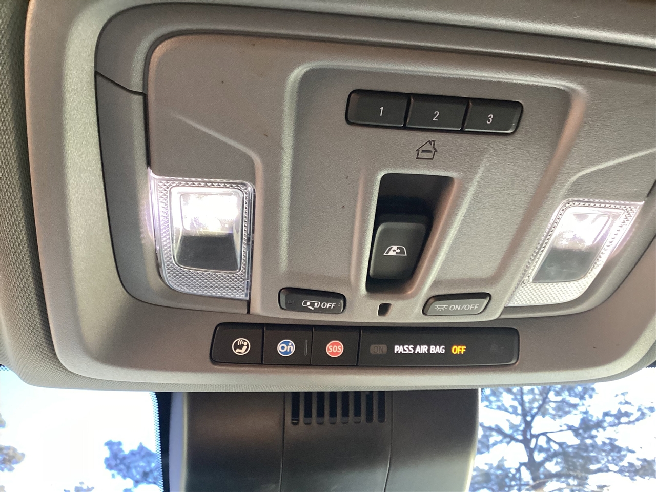 Chevrolet Silverado 1500 4WD Crew Cab 147" LT w/1LT 2022