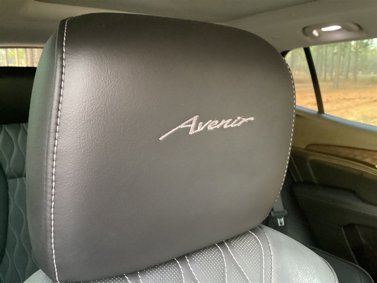 Buick Envision FWD 4dr Avenir 2023