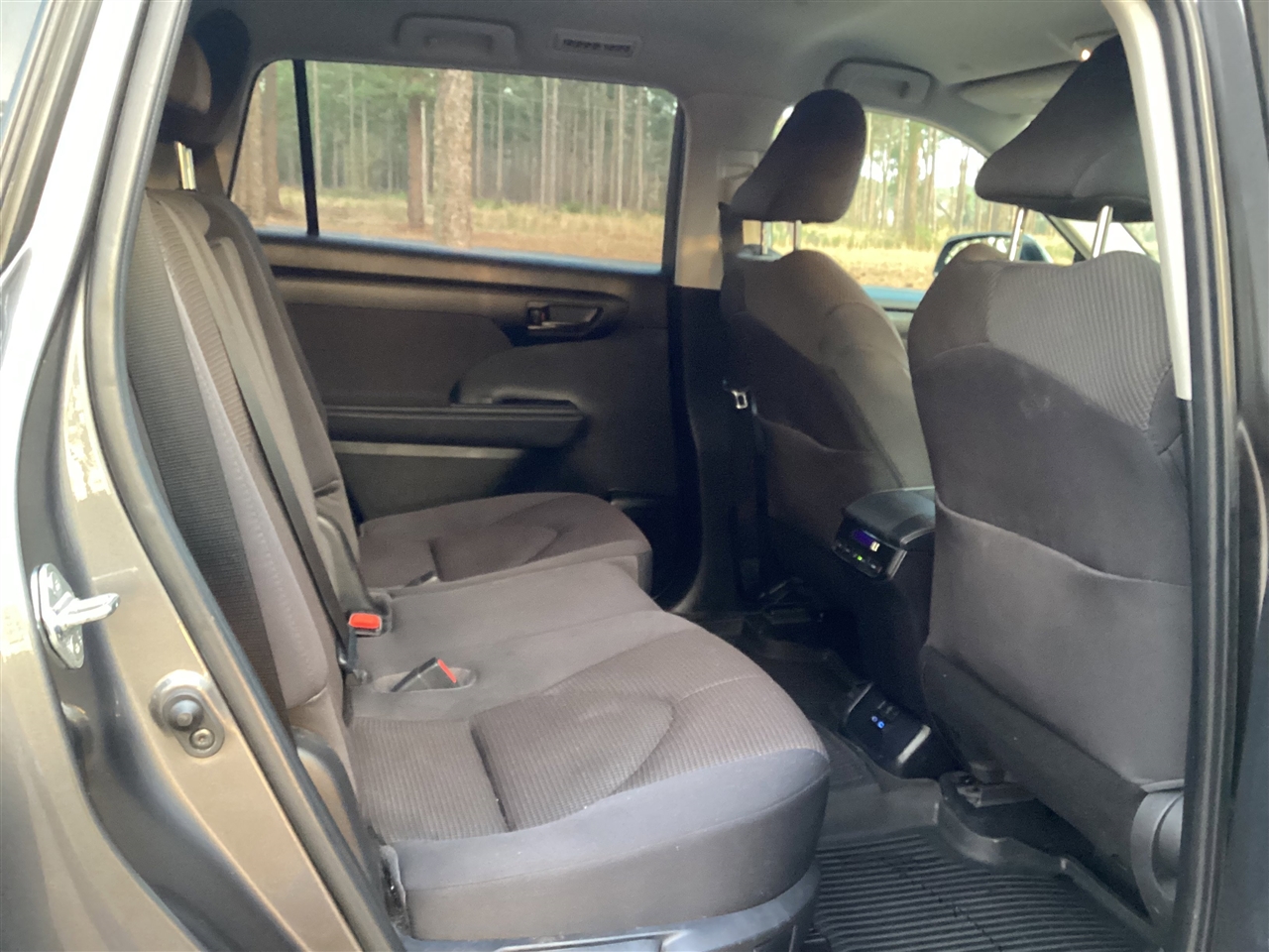 Toyota Highlander L FWD (Natl) 2022