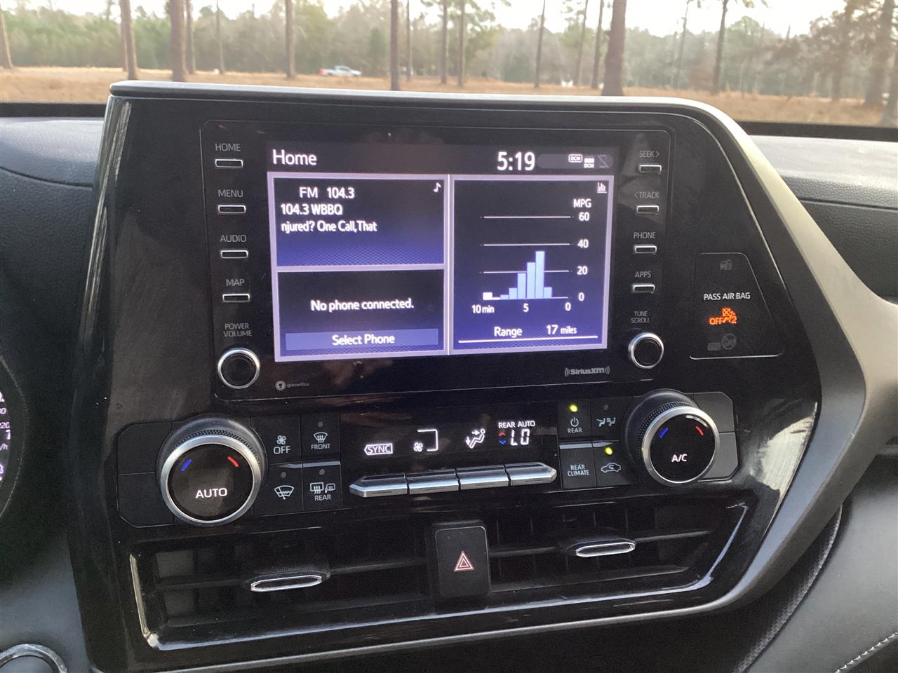 Toyota Highlander L FWD (Natl) 2022