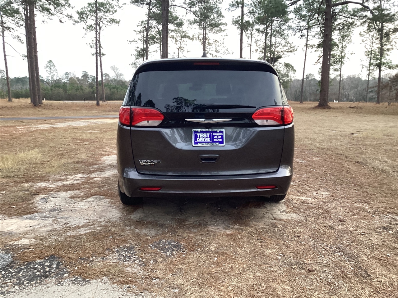 Chrysler Voyager LX FWD 2023