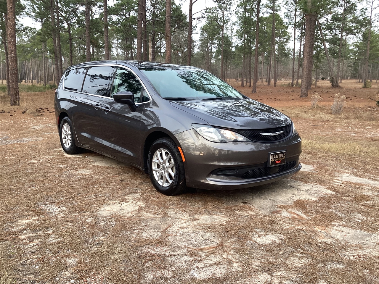 Chrysler Voyager LX FWD 2023