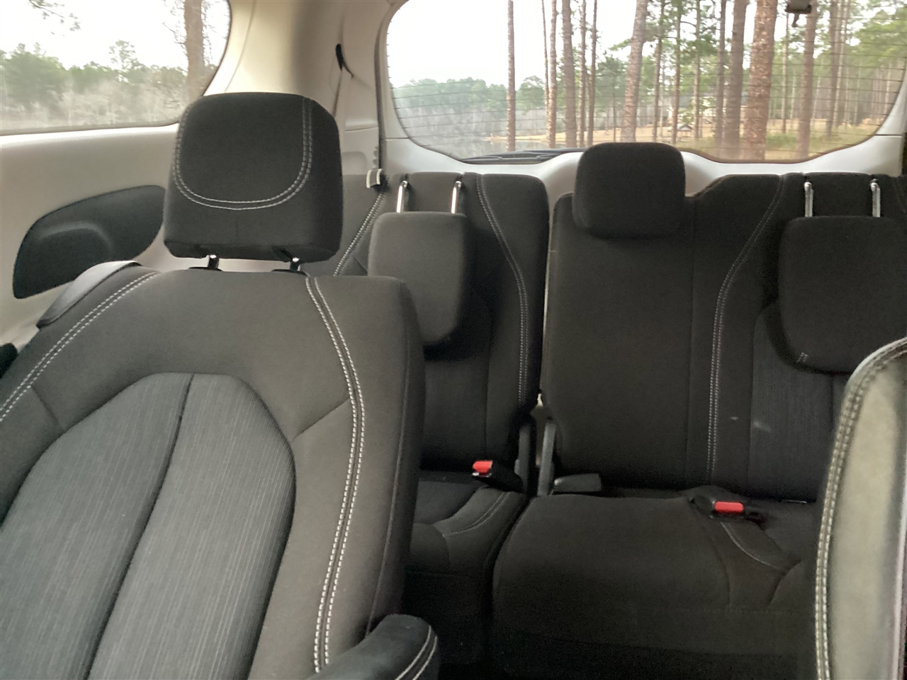 Chrysler Voyager LX FWD 2023