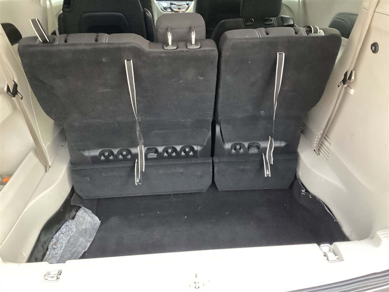 Chrysler Voyager LX FWD 2023