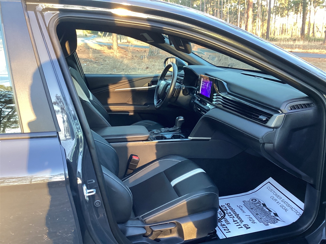 Toyota Camry XLE (Natl) 2025