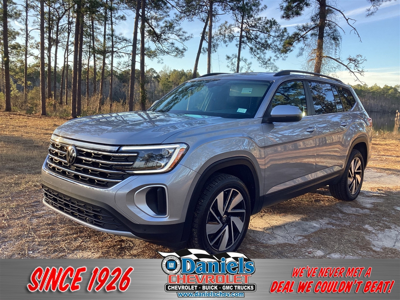 2024 Volkswagen Atlas 2.0T SE w/Technology FWD