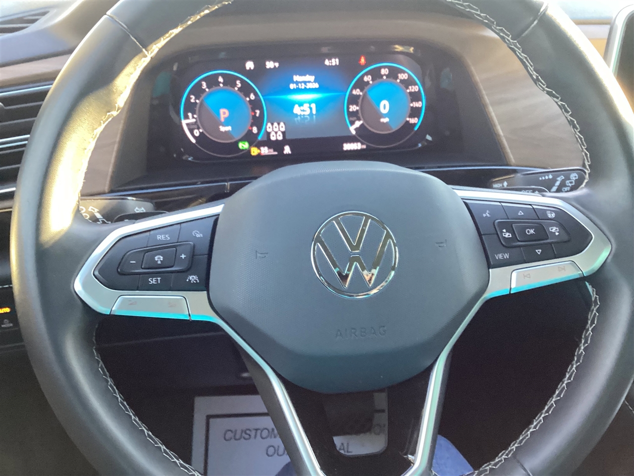 Volkswagen Atlas 2.0T SE w/Technology FWD 2024