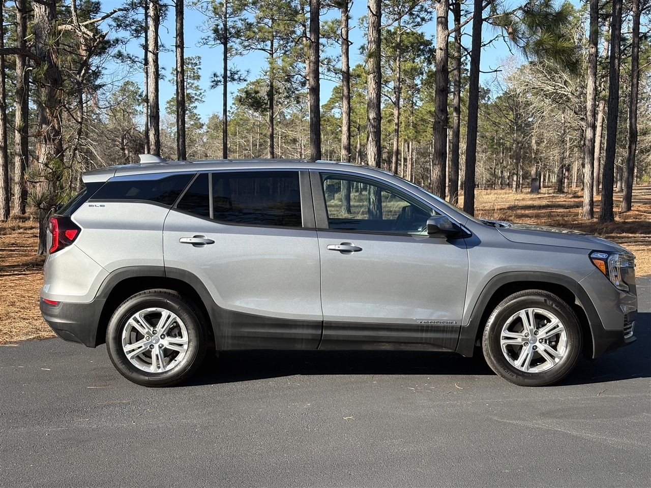 GMC Terrain FWD 4dr SLE 2024