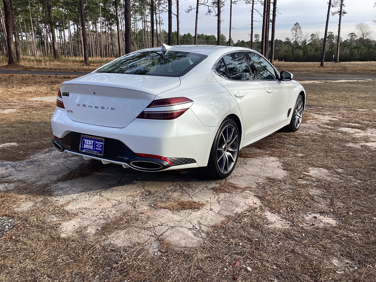 Genesis G70 2.5T RWD 2025