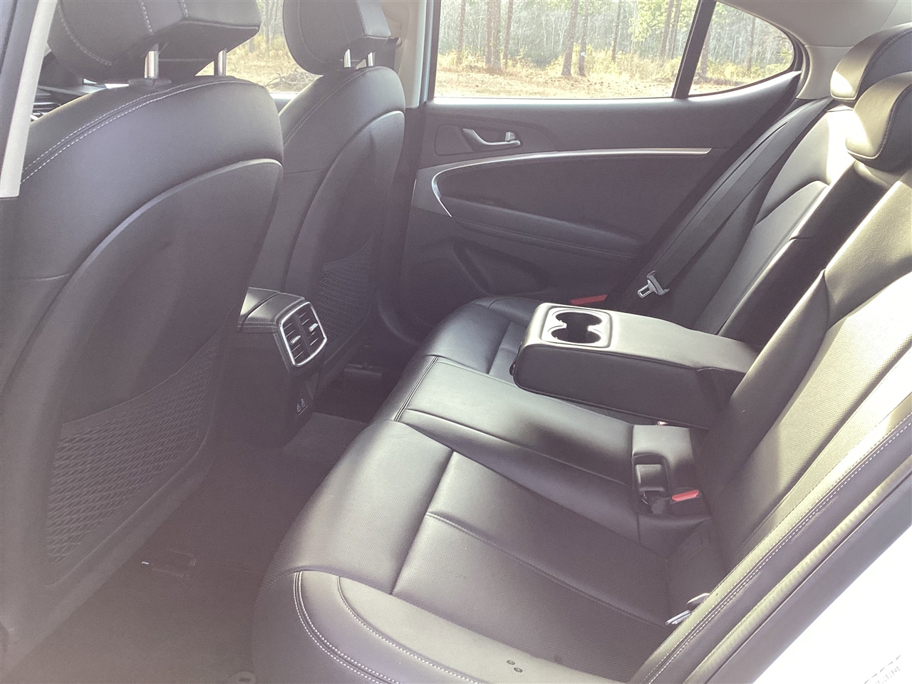 Genesis G70 2.5T RWD 2025