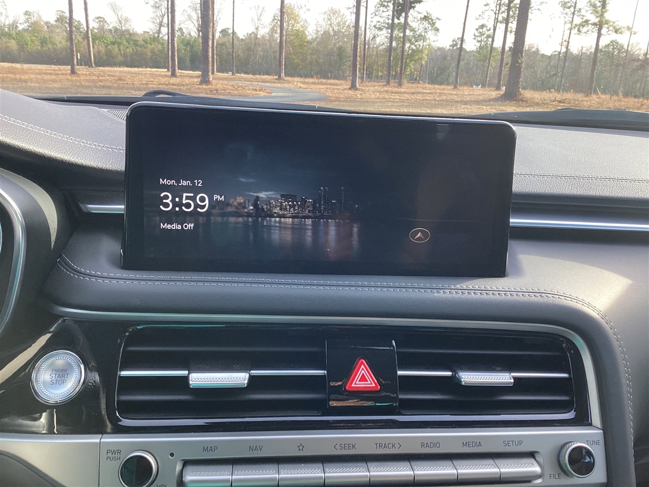 Genesis G70 2.5T RWD 2025