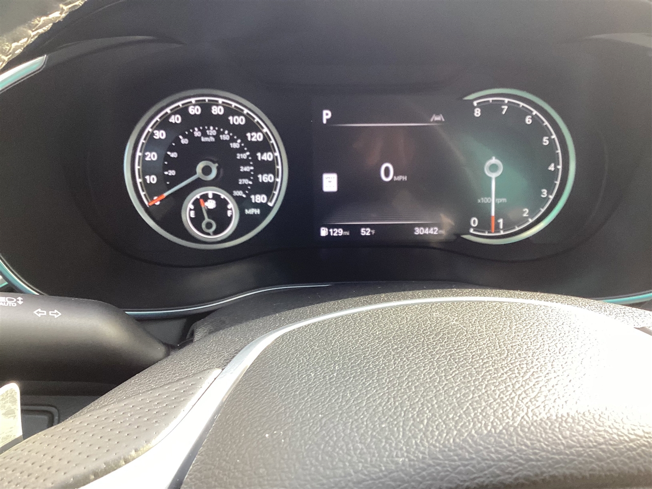 Genesis G70 2.5T RWD 2025