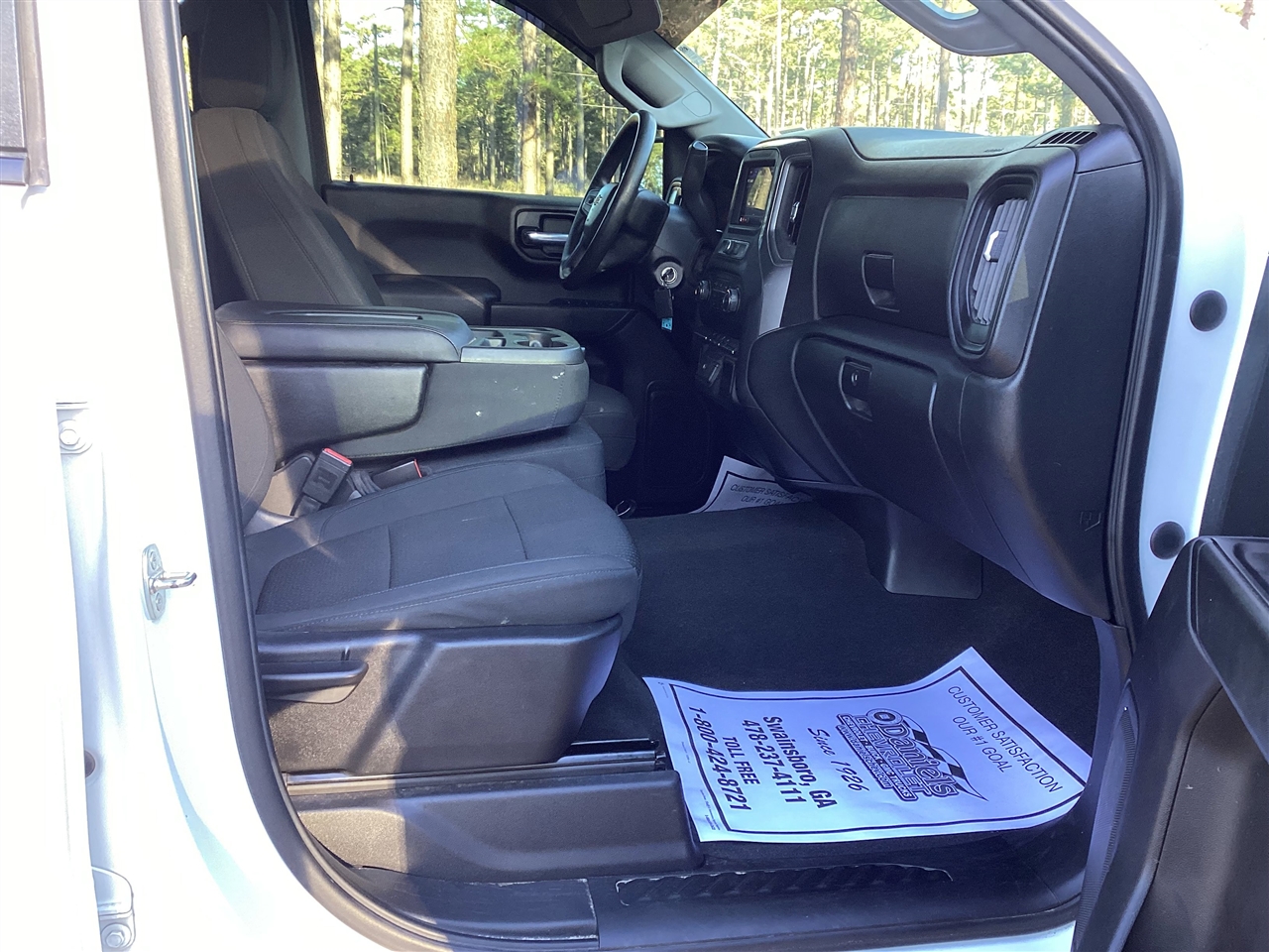 Chevrolet Silverado 1500 2WD Crew Cab 147" Custom 2020