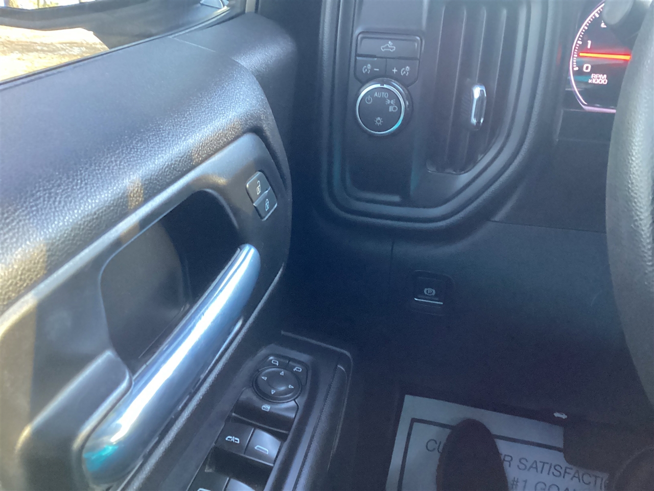 Chevrolet Silverado 1500 2WD Crew Cab 147" Custom 2020