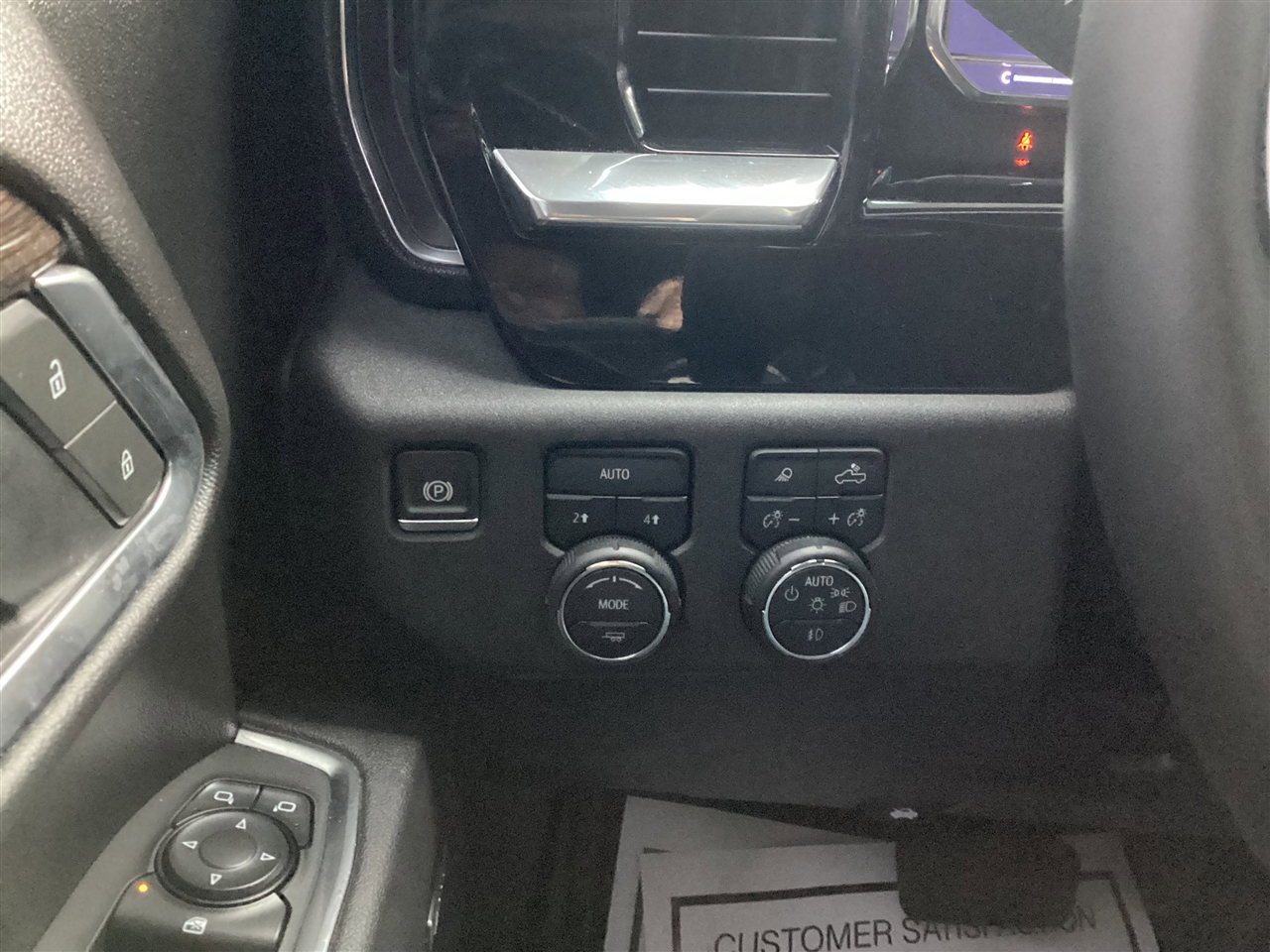 Chevrolet Silverado 1500 4WD Crew Cab 147" RST 2025