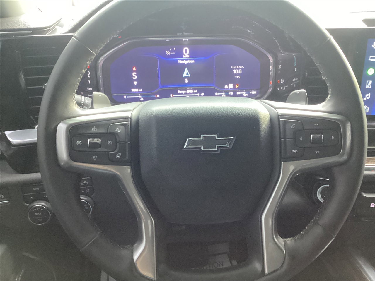 Chevrolet Silverado 1500 4WD Crew Cab 147" RST 2025