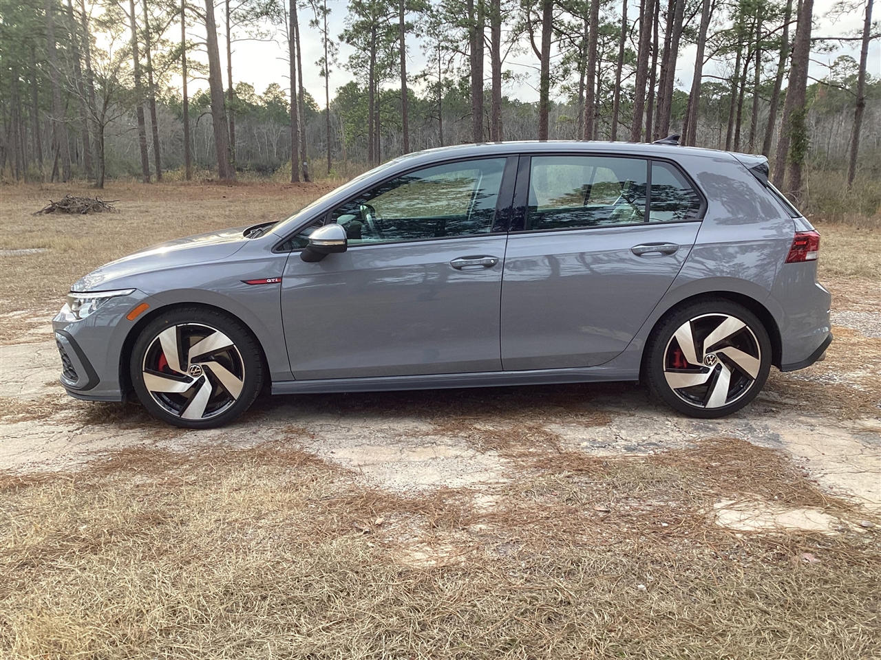 Volkswagen Golf GTI 2.0T S DSG 2024