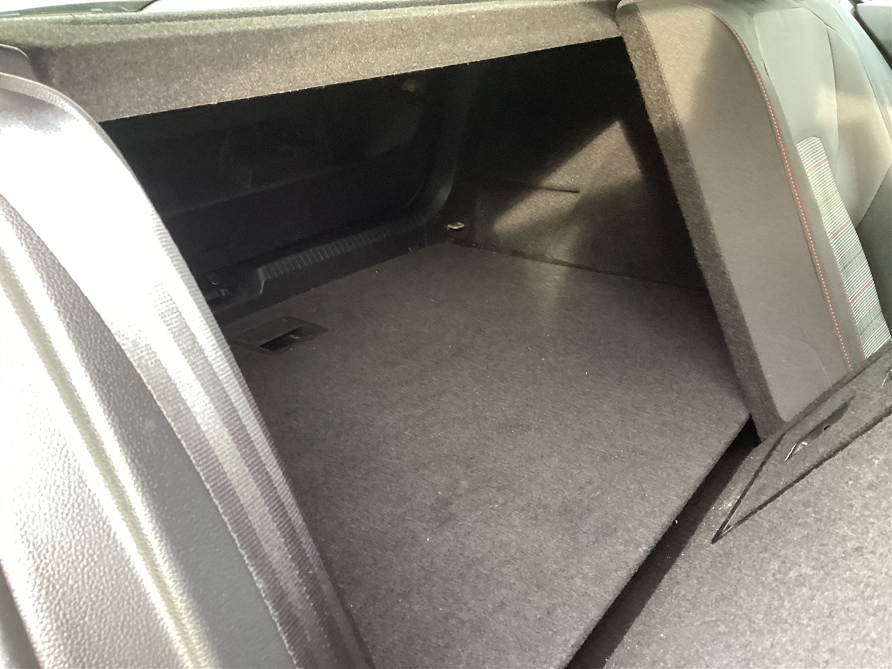 Volkswagen Golf GTI 2.0T S DSG 2024