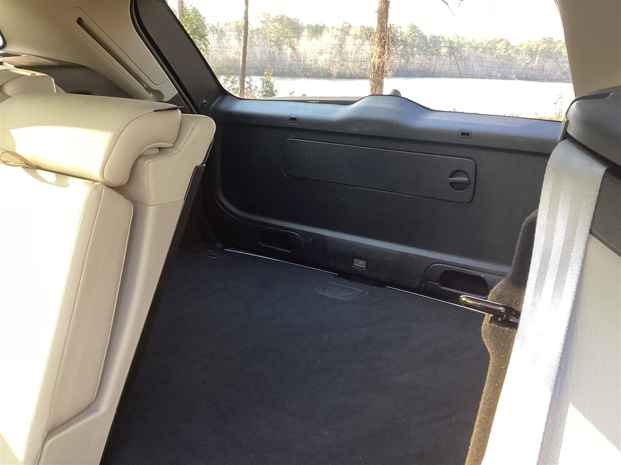 Volvo XC60 B5 AWD Plus Dark Theme 2024