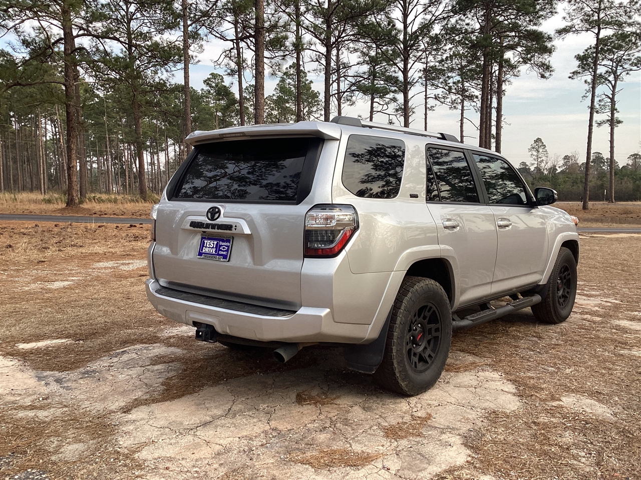 Toyota 4Runner SR5 Premium 2WD (Natl) 2023