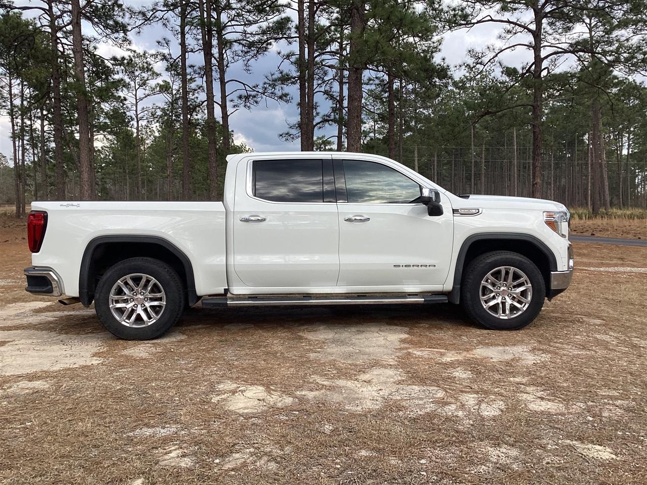 GMC Sierra 1500 4WD Crew Cab 147" SLT 2020