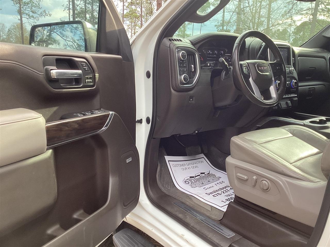 GMC Sierra 1500 4WD Crew Cab 147" SLT 2020