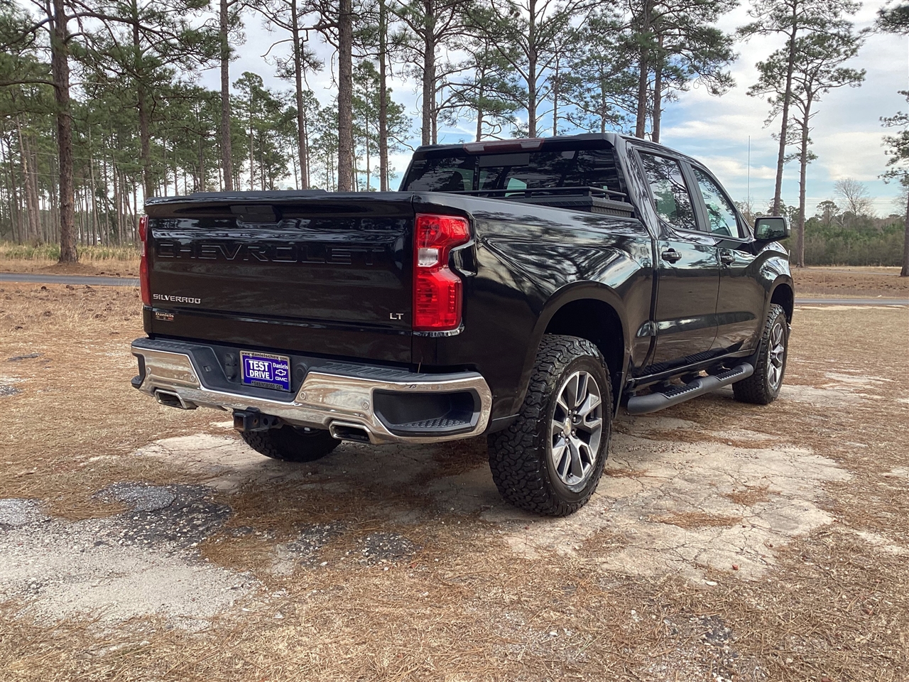 Chevrolet Silverado 1500 4WD Crew Cab 147" LT 2020