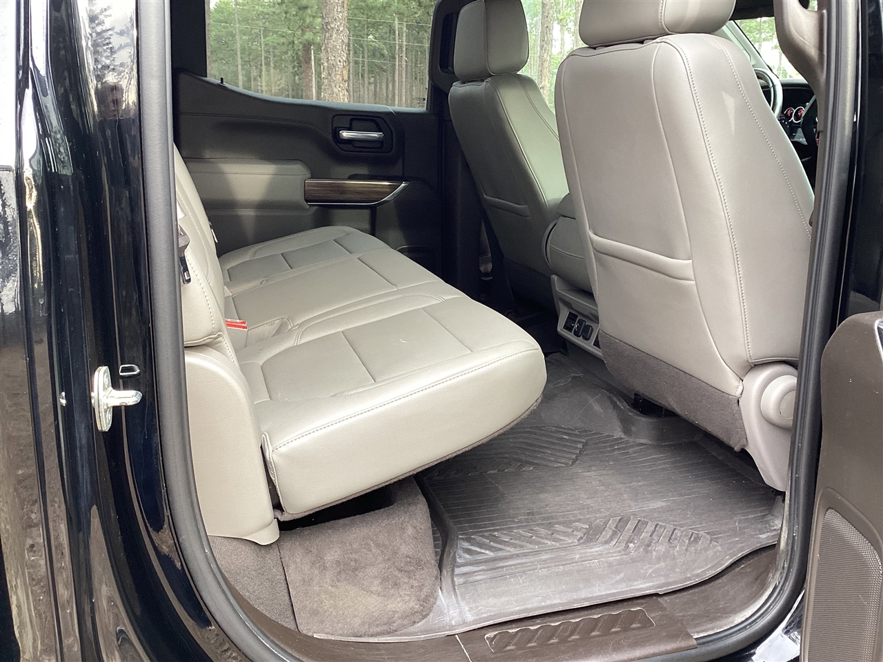 Chevrolet Silverado 1500 4WD Crew Cab 147" LT 2020