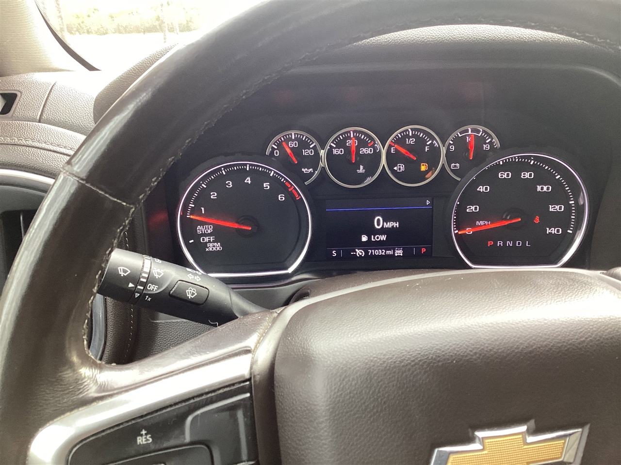 Chevrolet Silverado 1500 4WD Crew Cab 147" LT 2020