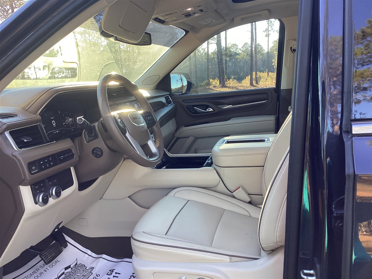 GMC Yukon XL 4WD 4dr Denali 2024