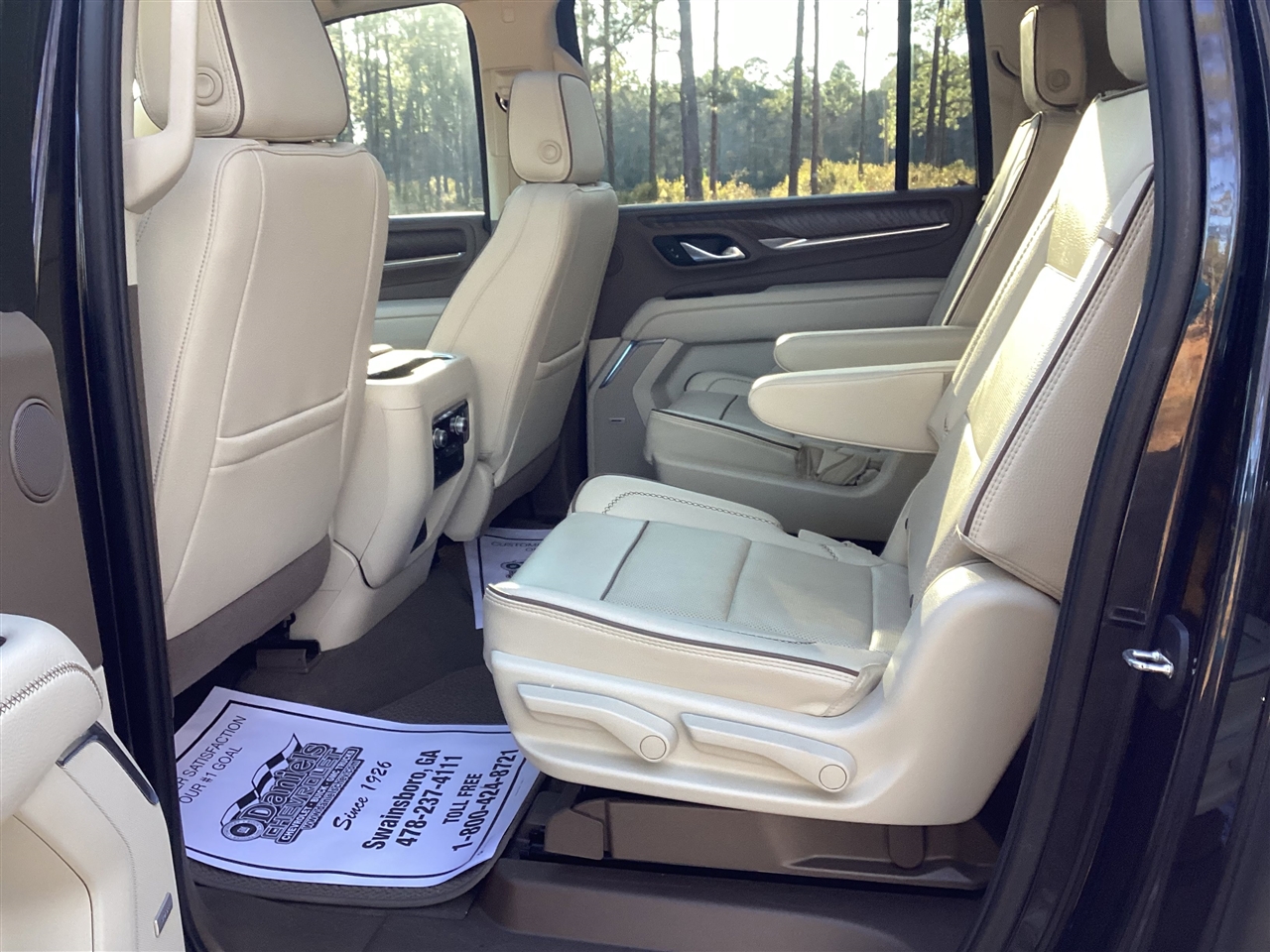 GMC Yukon XL 4WD 4dr Denali 2024