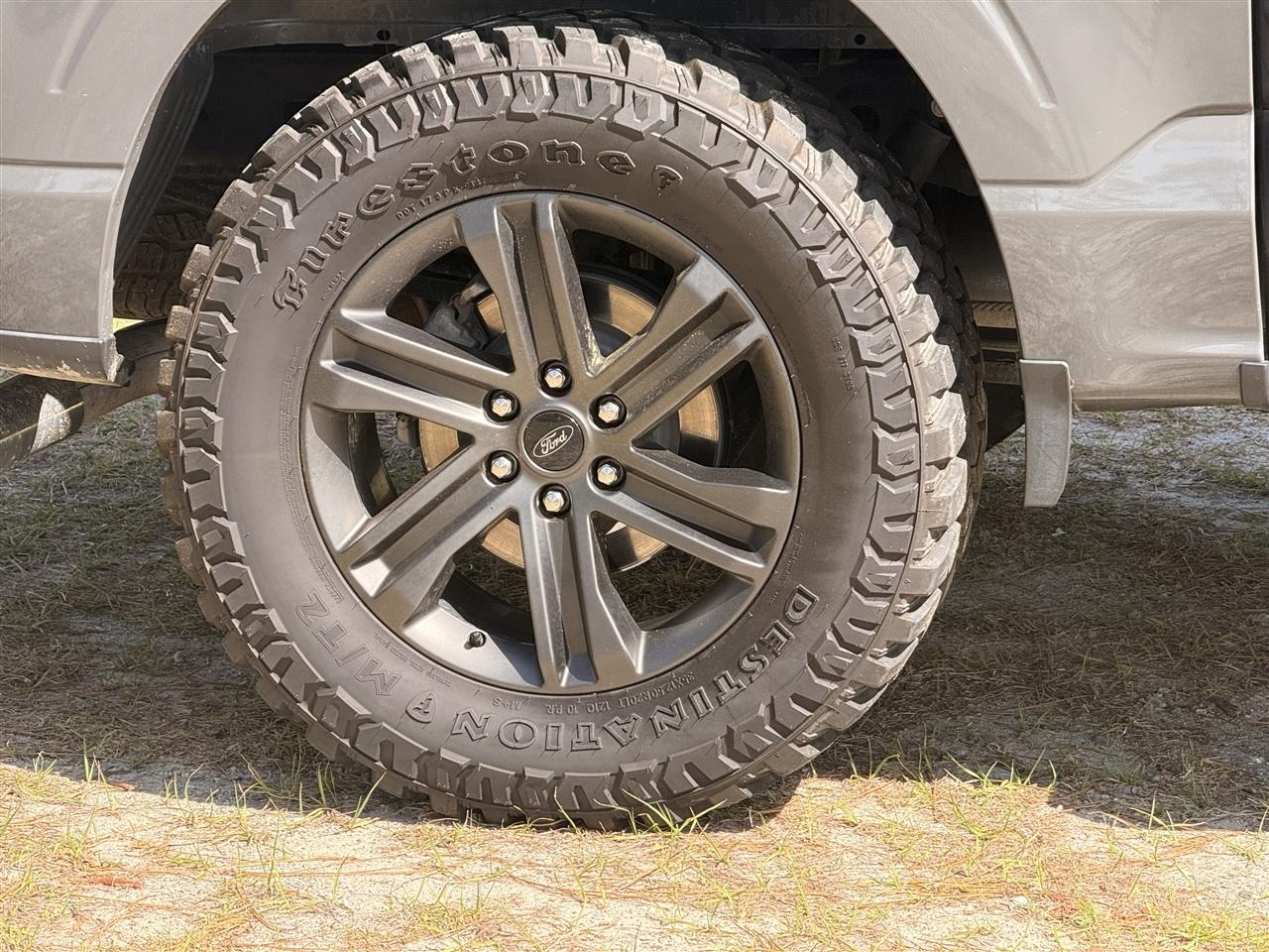 Ford F-150 XL 4WD SuperCrew 5.5' Box 2021