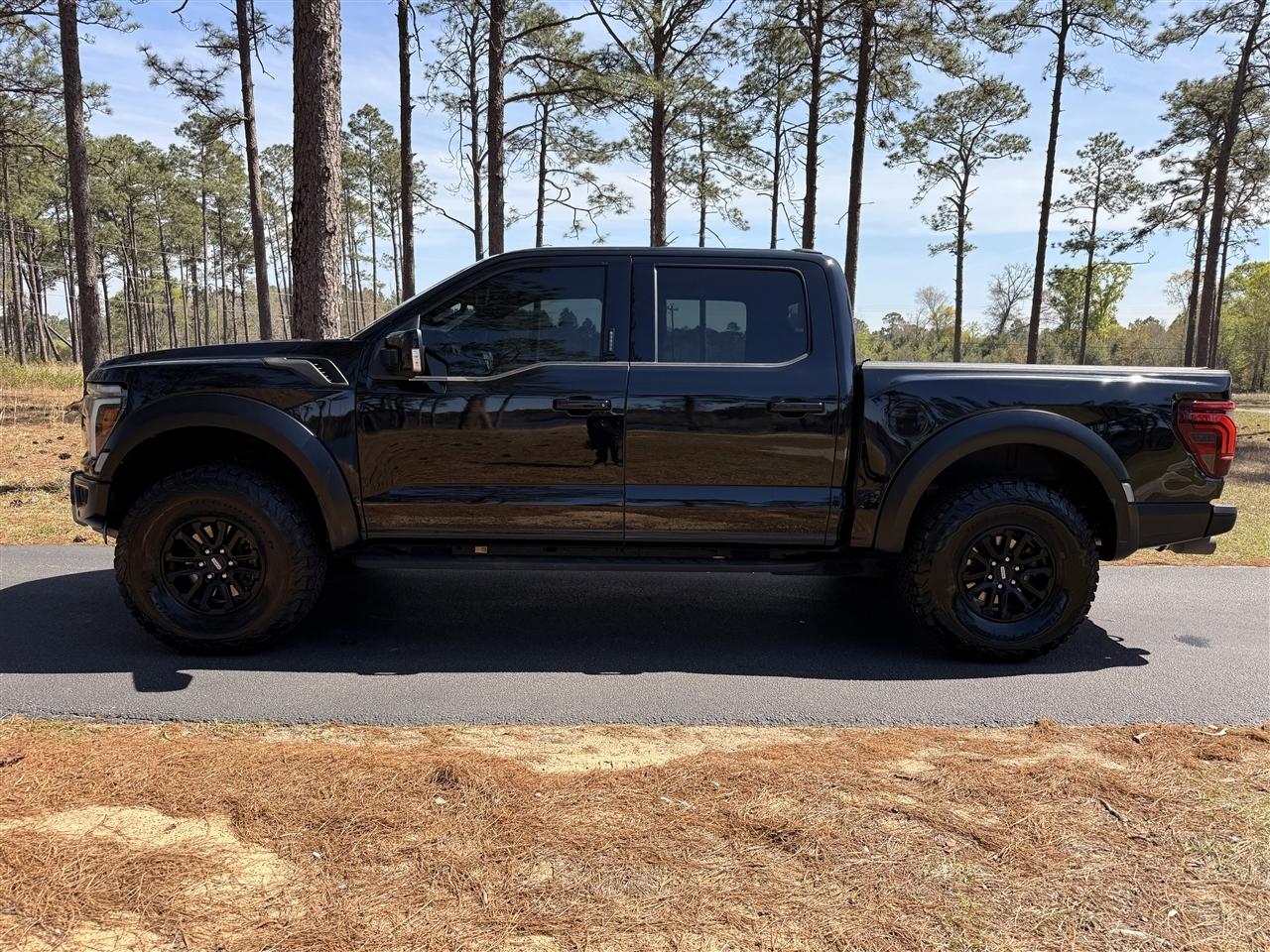 Ford F-150 Raptor 4WD SuperCrew 5.5' Box 2024