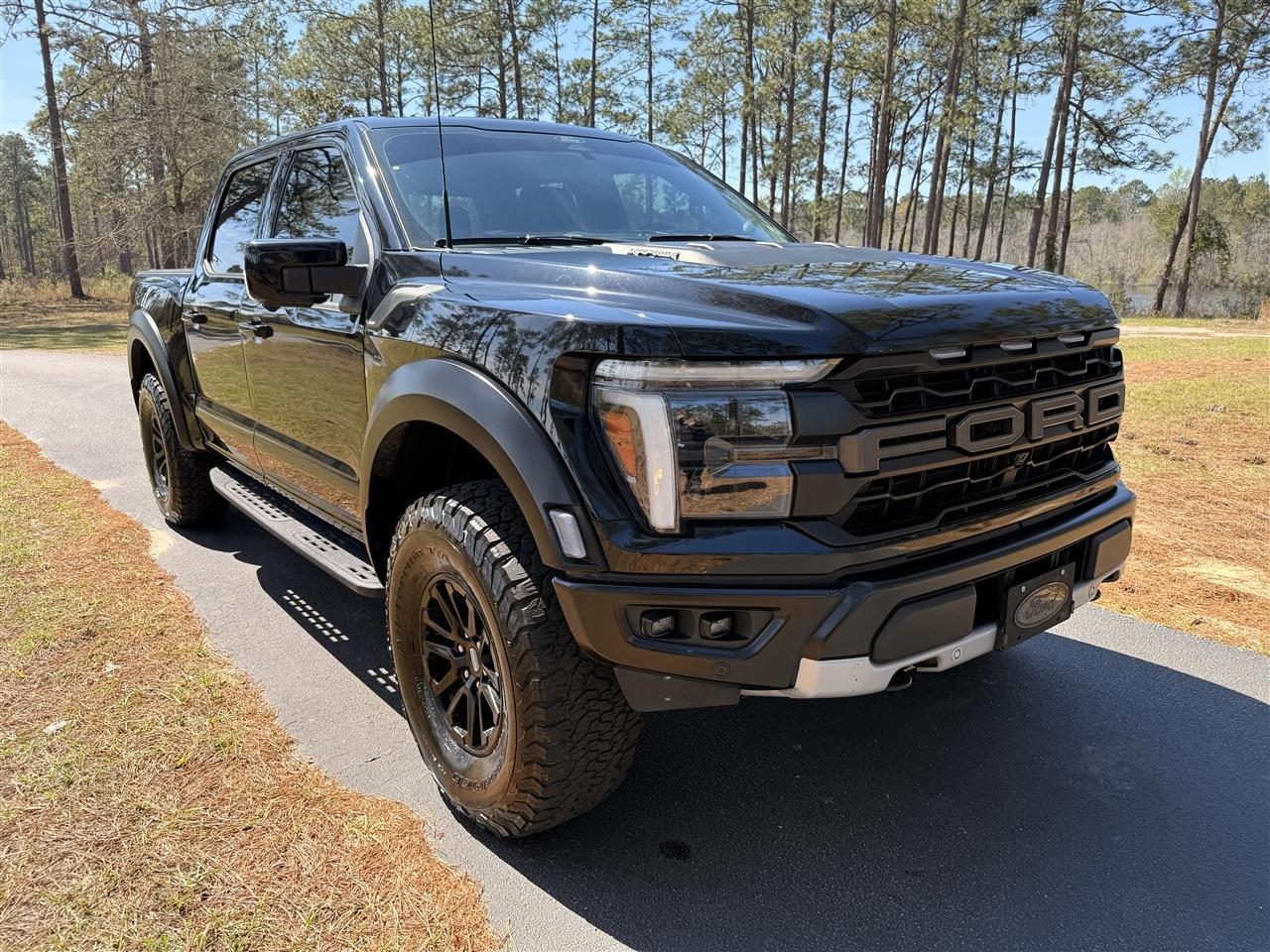 Ford F-150 Raptor 4WD SuperCrew 5.5' Box 2024