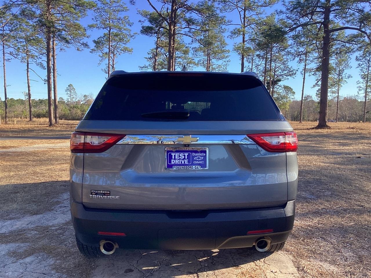 Chevrolet Traverse FWD 4dr LS w/1LS 2021