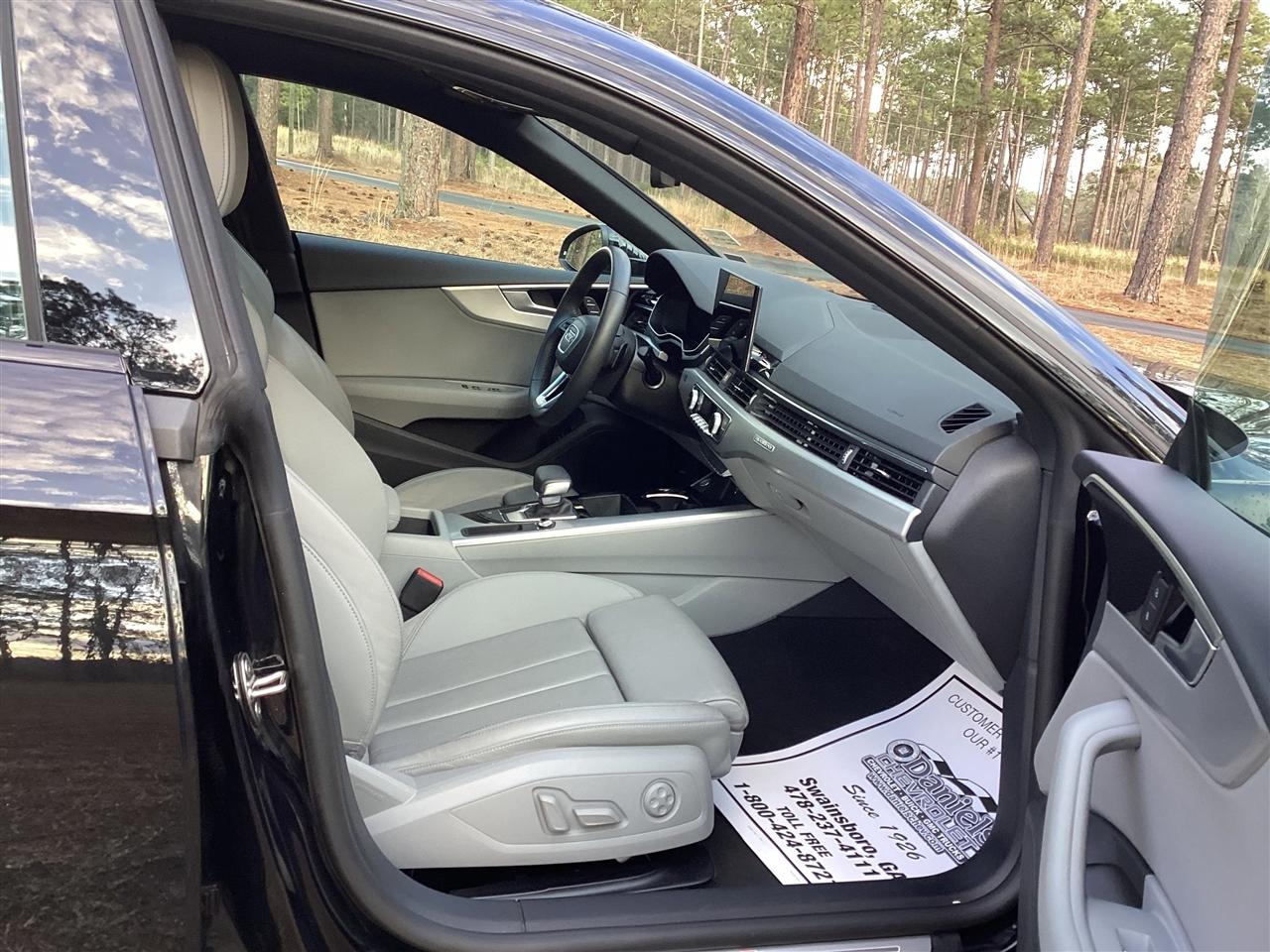 Audi A5 Sportback S line Premium 45 TFSI quattro 2025