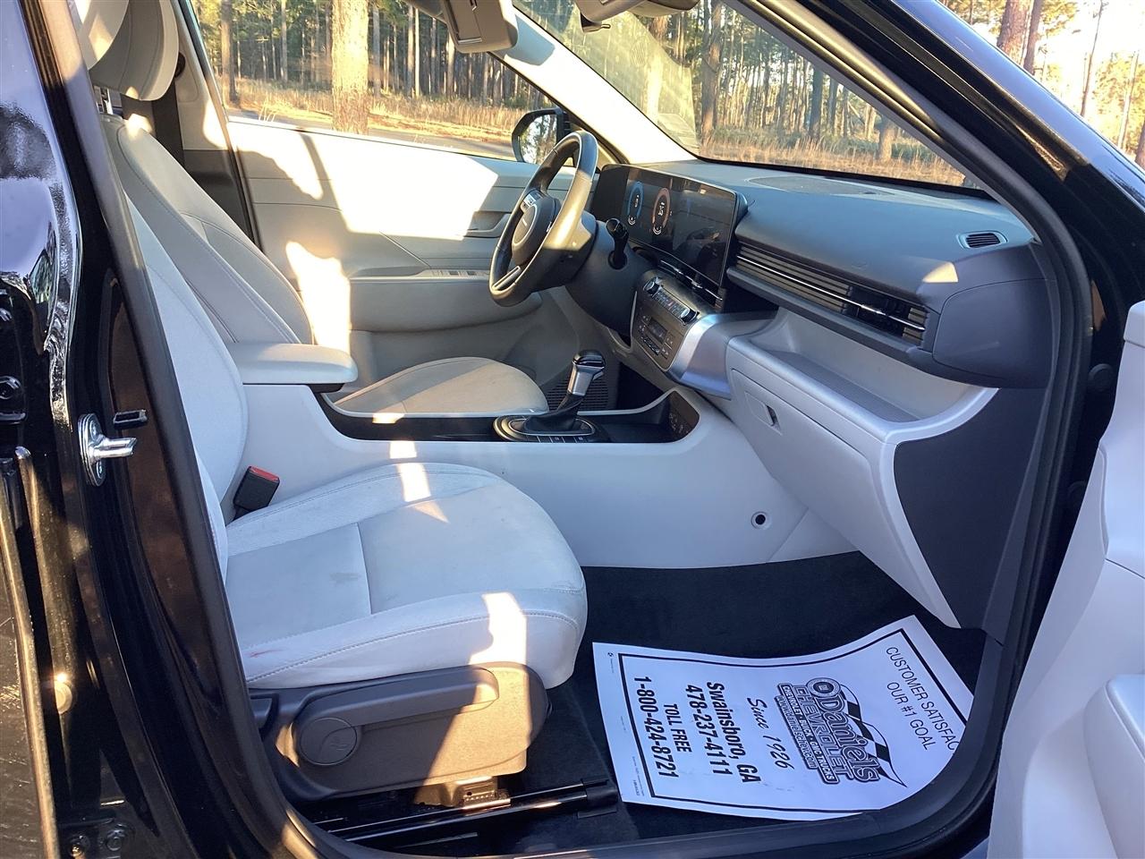 Hyundai Kona SEL FWD 2025