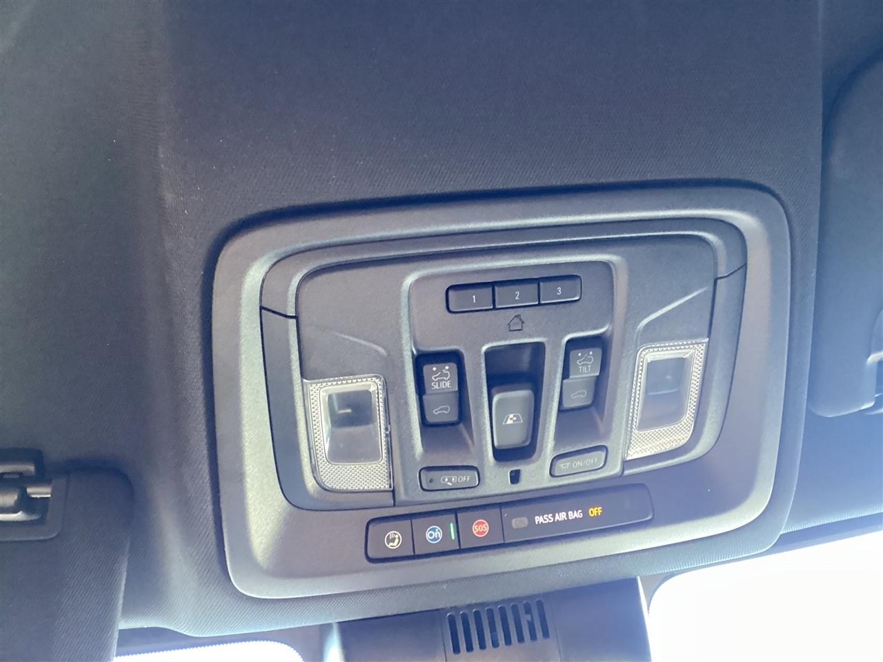 GMC Sierra 1500 4WD Crew Cab 147" AT4 2024