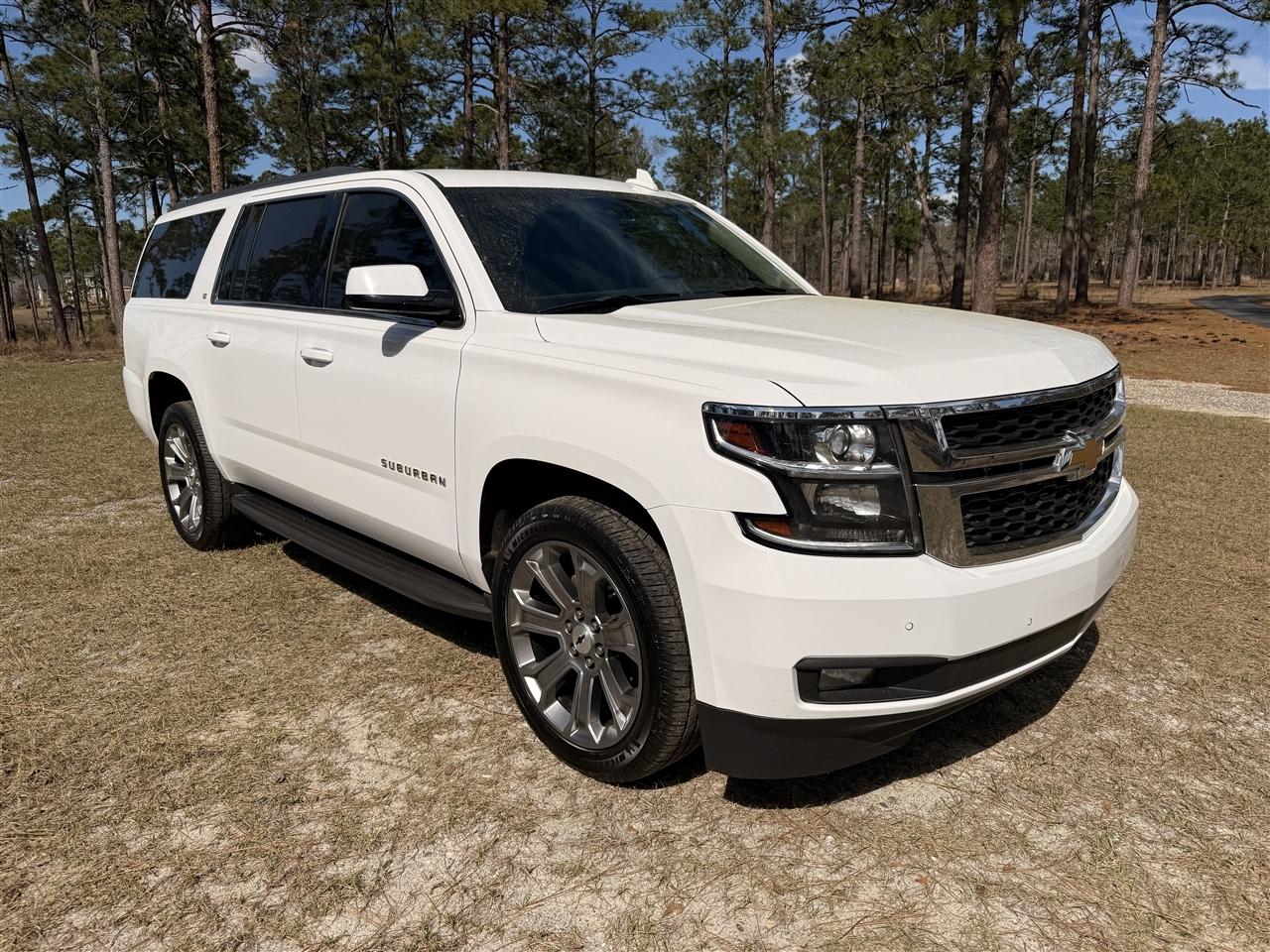 Chevrolet Suburban 2WD 4dr 1500 LT 2017