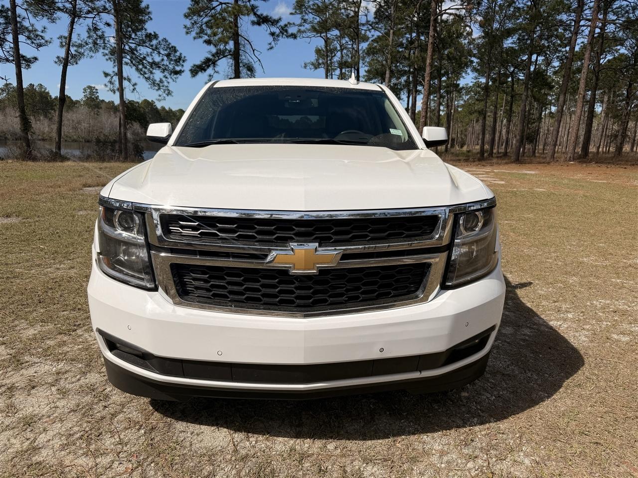 Chevrolet Suburban 2WD 4dr 1500 LT 2017