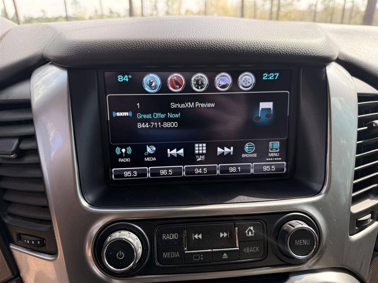 Chevrolet Suburban 2WD 4dr 1500 LT 2017