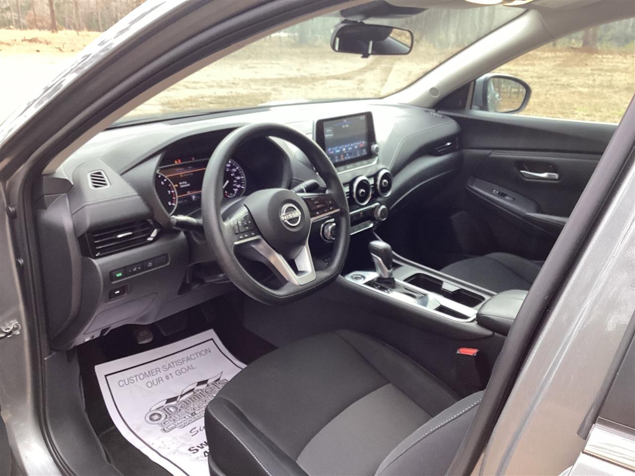 Nissan Sentra SV CVT 2024